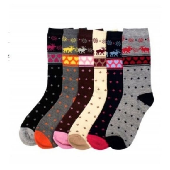 Cozy Winter Wonderland Festive Holiday Socks Multipack 12 Pairs - Picture 2 of 8